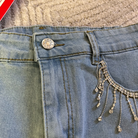 NWT - Denim Shorts with Rhinestones & Pearls - Picture 6 of 9